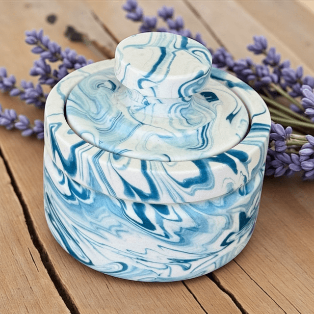 Small lidded pot