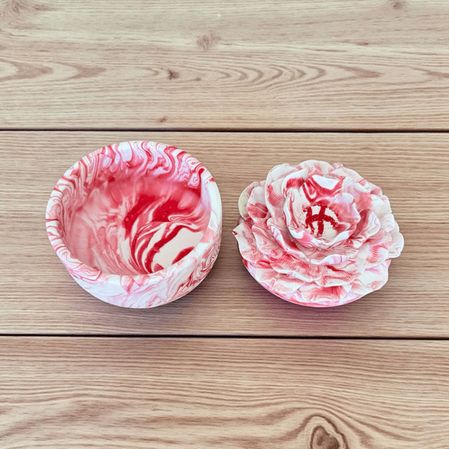 Camellia Pot